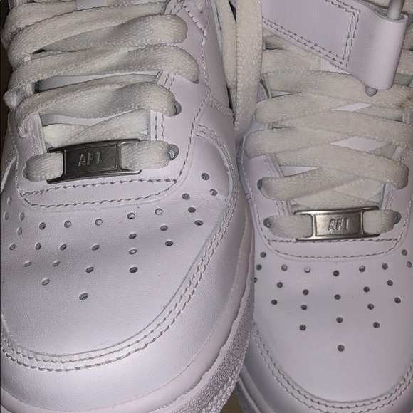 poshmark nike air force 1